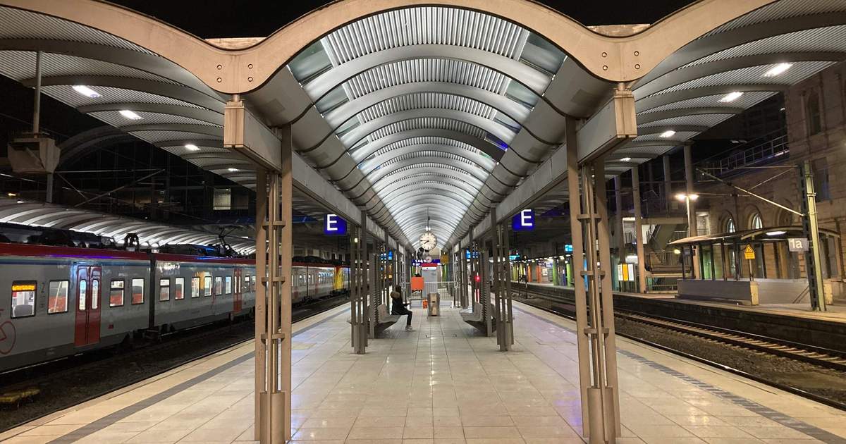 led-tube-retrofit-at-deutsche-bahn-ag-10-420-glt-led-tubes-for